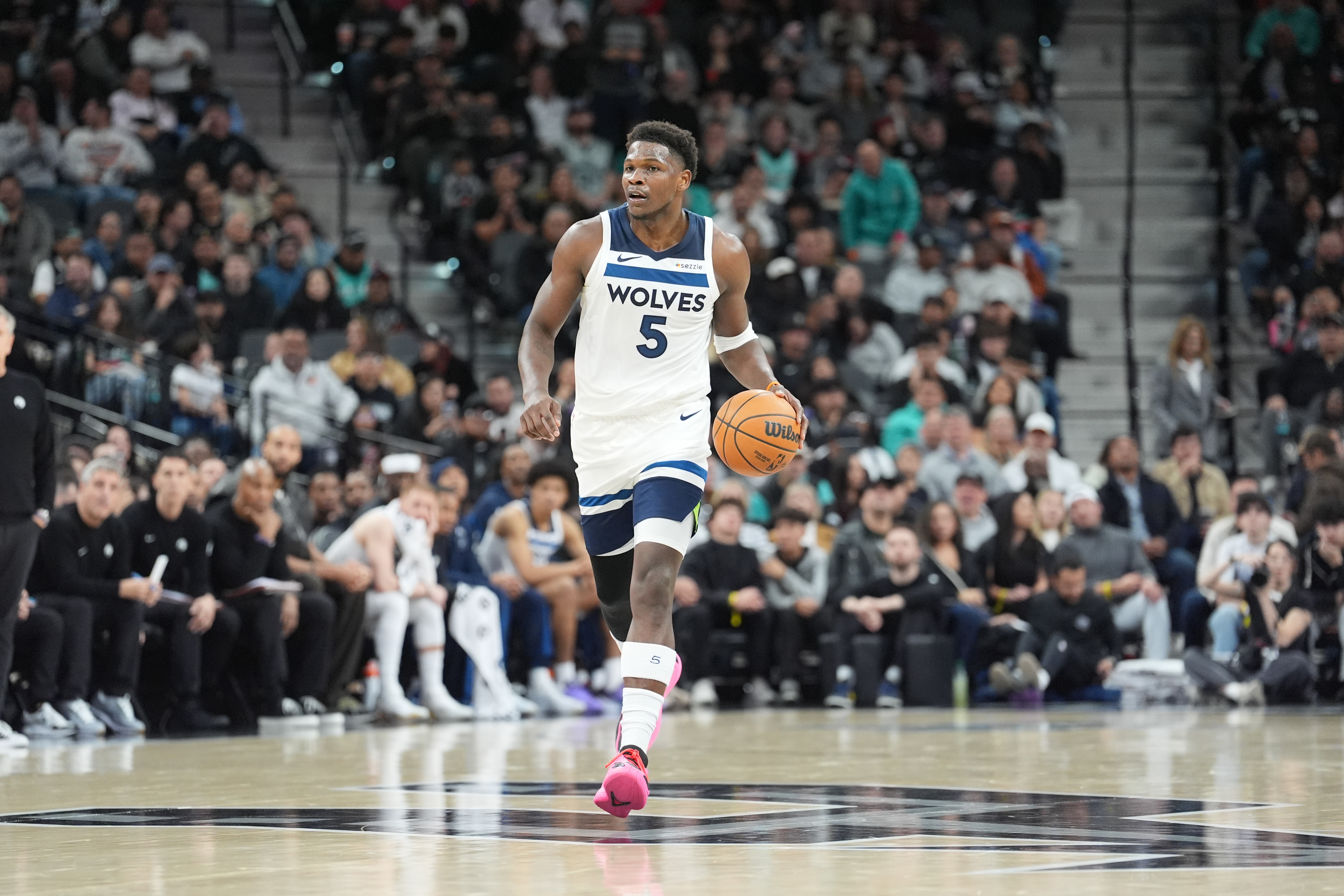 旺财28登录-五连败！爱德华兹：我们不能以疲劳为借口 本该在场去全力以赴